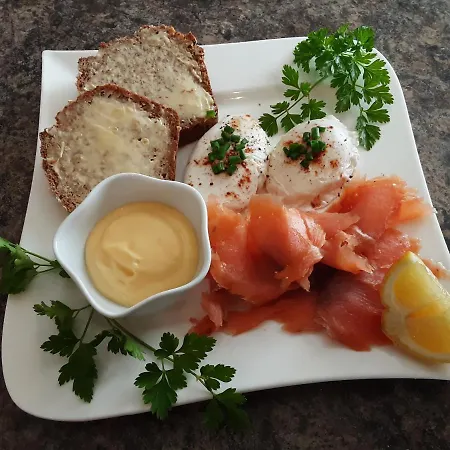 Hawthorn Bed and breakfast 4*