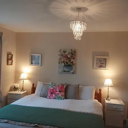 Hawthorn Bed & Breakfast 4*