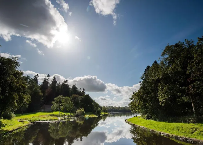 Oda ve Kahvaltı Hawthorn 4*